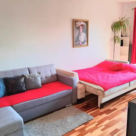 Stronska Apartmán *